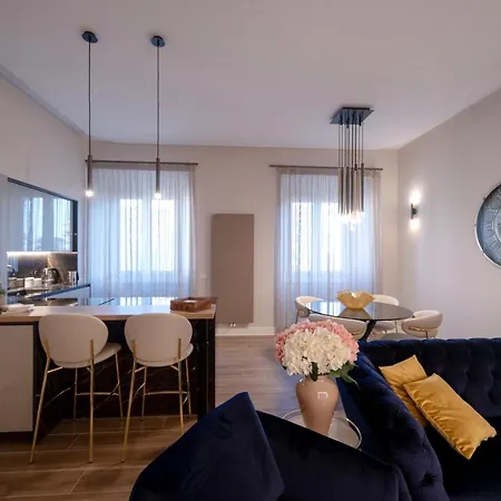 Апартаменты Domina-boutique Неаполь