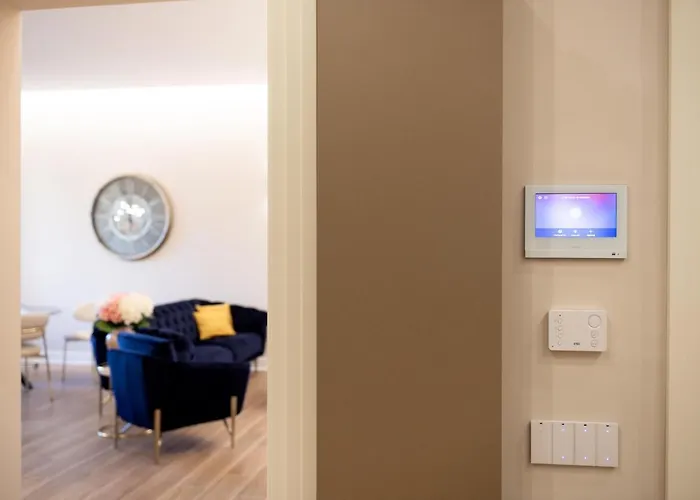 Апартаменты Domina-boutique Неаполь