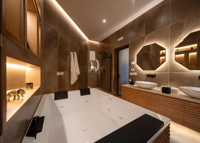 Апартаменты Domina-boutique Неаполь