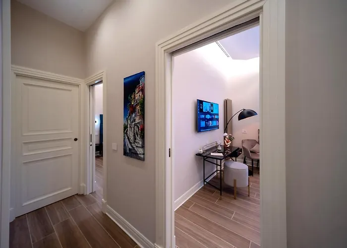 Domina-boutique * Неаполь